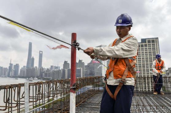 如何預防建筑施工高空墜物風險？